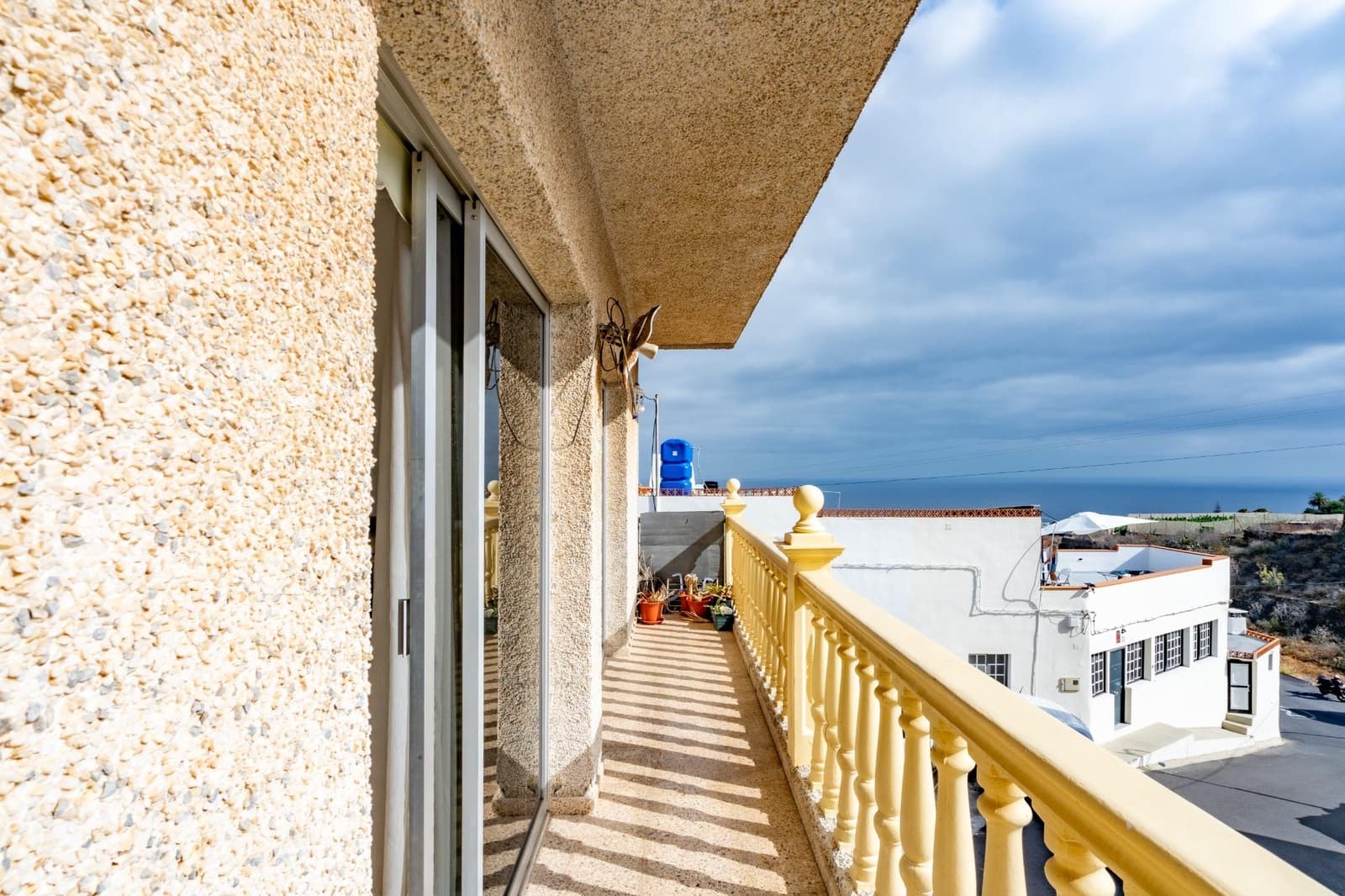 6 soveværelse Byhus til salg i Icod de los Vinos med garage - € 259.000 (Ref: 9162346)