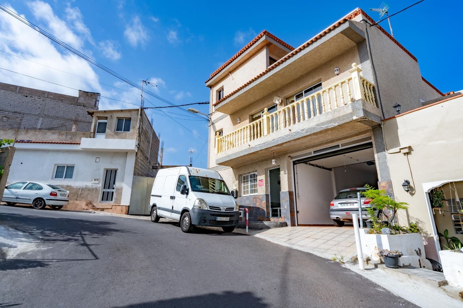 6 soveværelse Byhus til salg i Icod de los Vinos med garage - € 259.000 (Ref: 9162346)