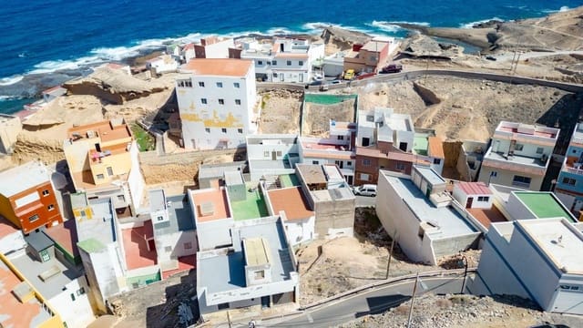 Building Plot for sale in Arico - € 55,000 (Ref: 9163825)