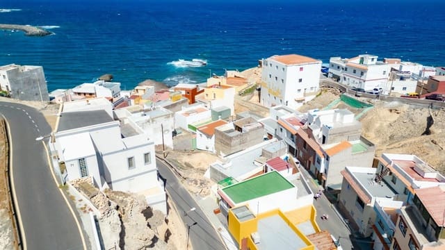 Building Plot for sale in Arico - € 55,000 (Ref: 9163825)