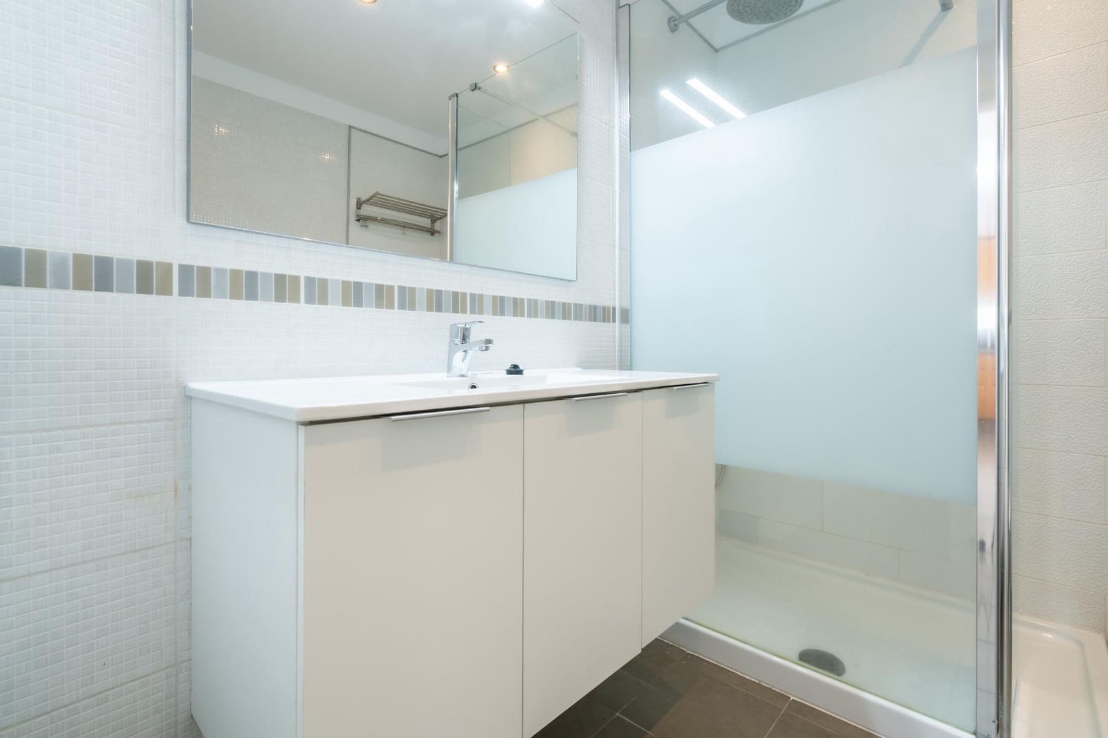 Appartement de 1 chambre à louer à Chayofa avec piscine garage - 990 € (Ref: 9197798)