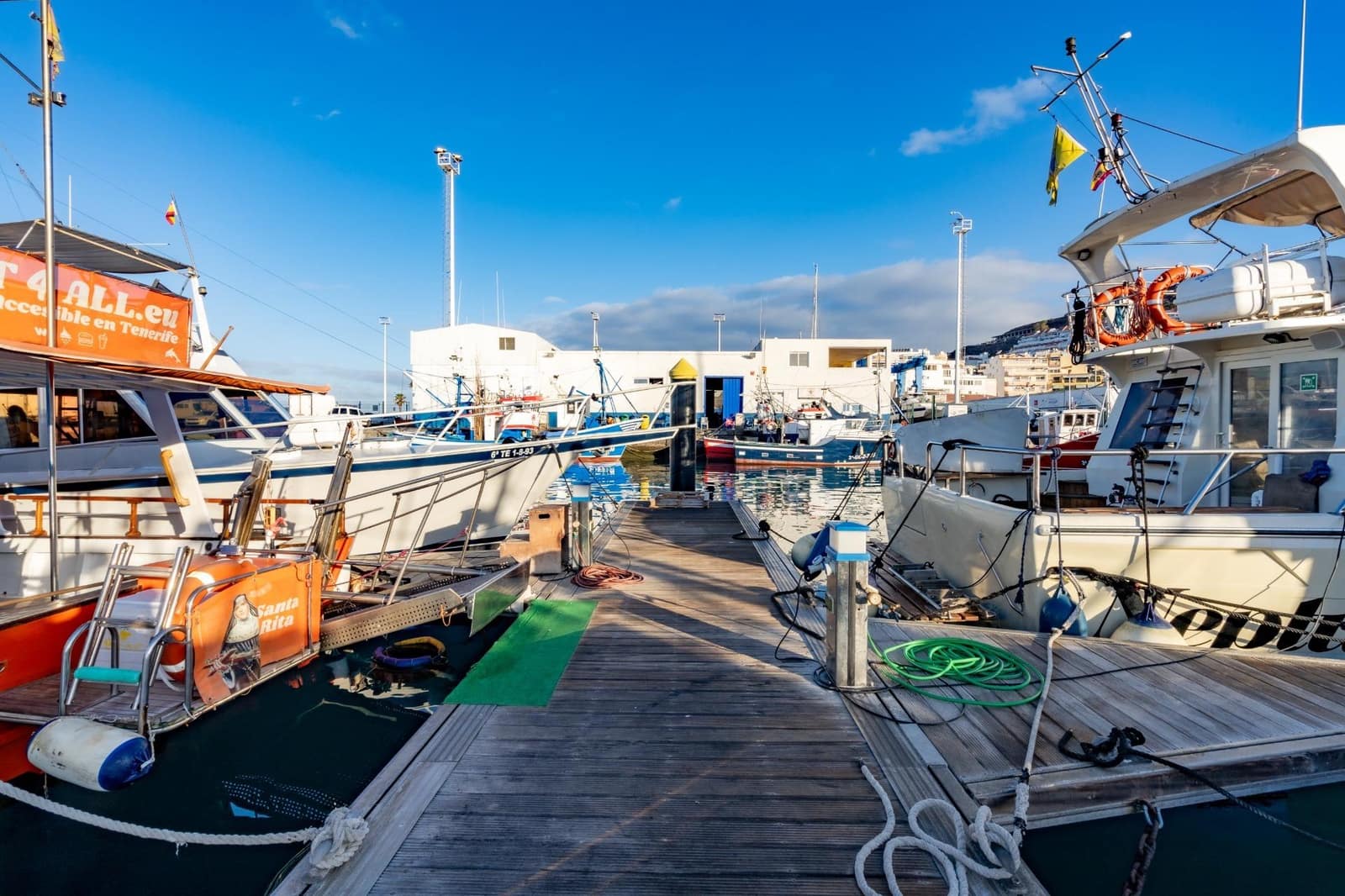 Virksomhed til leje i Los Cristianos - € 350 (Ref: 9202498)