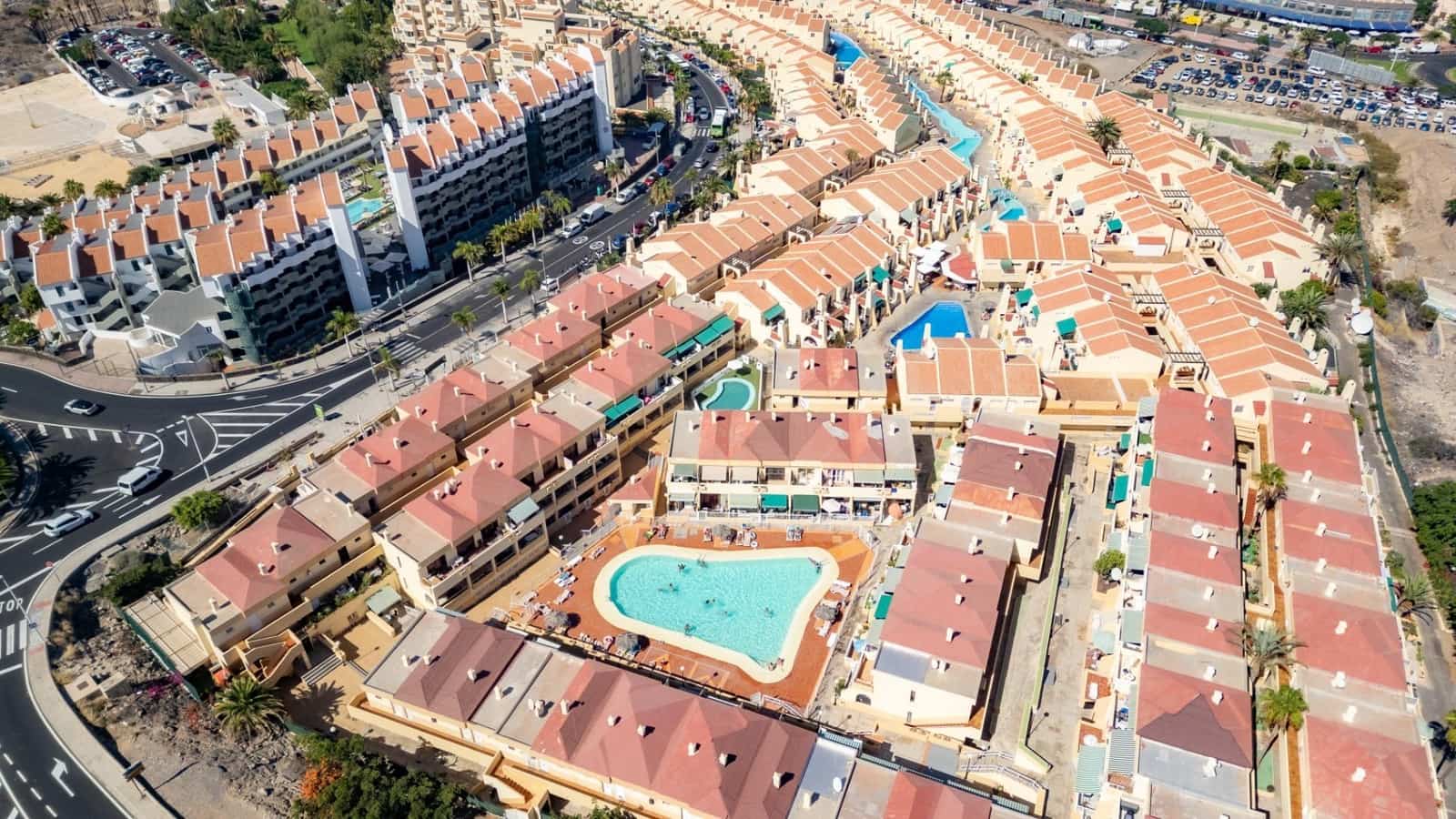 1 chambre Appartement à vendre à Costa Adeje avec piscine - 299 000 € (Ref: 9202499)