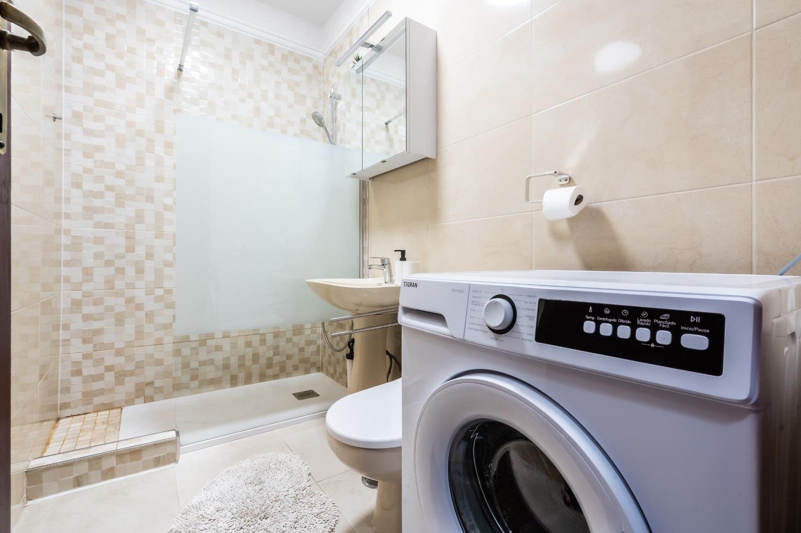 1 slaapkamer Flat te koop in Costa Adeje met zwembad - € 299.000 (Ref: 9202499)