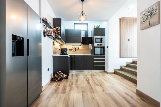 3 soverom Villa til salgs i Guía de Isora - € 460 000 (Ref: 9204581)