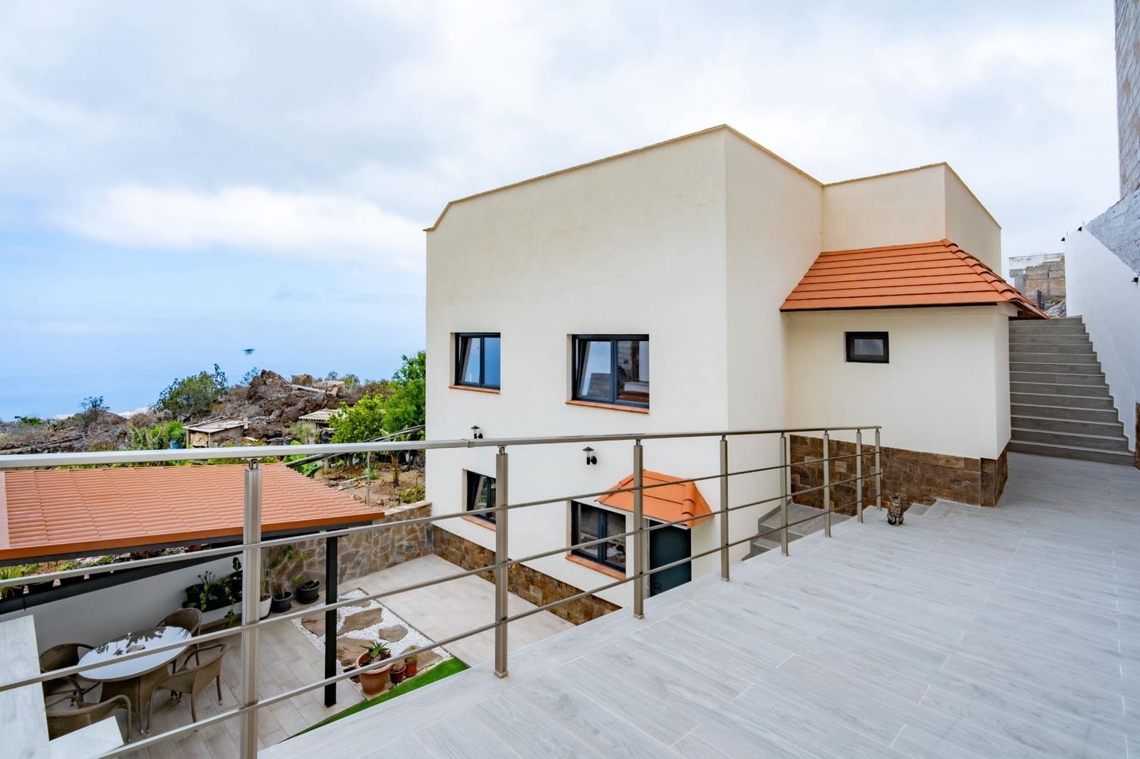 3 bedroom Villa for sale in Guia de Isora - € 460,000 (Ref: 9204581)