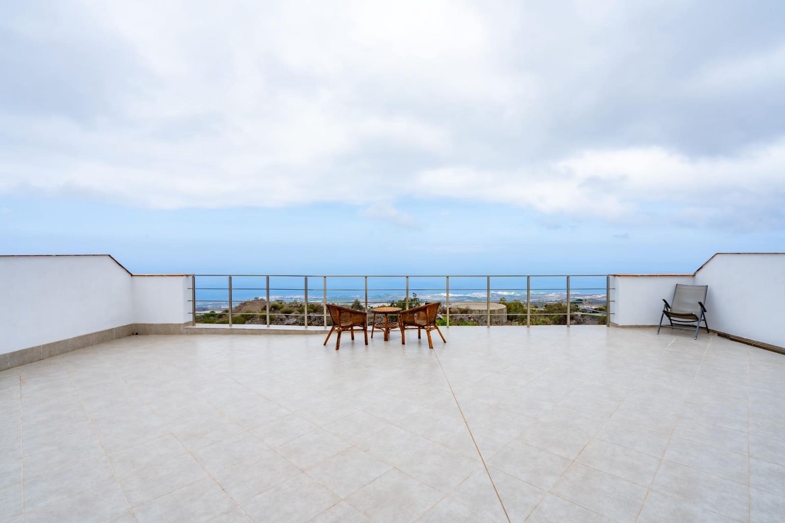 Chalet de 3 habitaciones en Guía de Isora en venta - 449.000 € (Ref: 9204581)