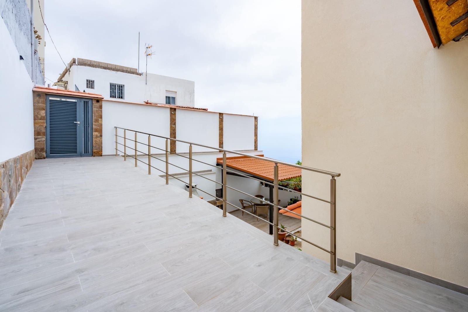 Chalet de 3 habitaciones en Guía de Isora en venta - 449.000 € (Ref: 9204581)