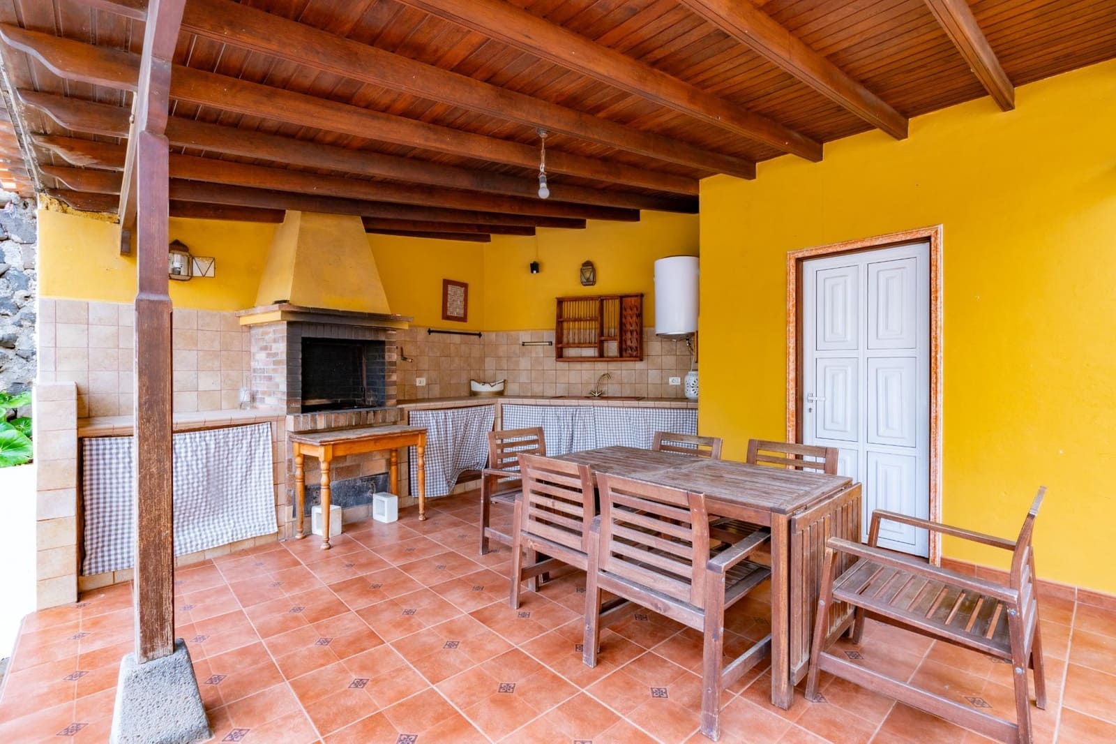 4 slaapkamer Villa te koop in San Cristobal de La Laguna met garage - € 564.000 (Ref: 9206476)