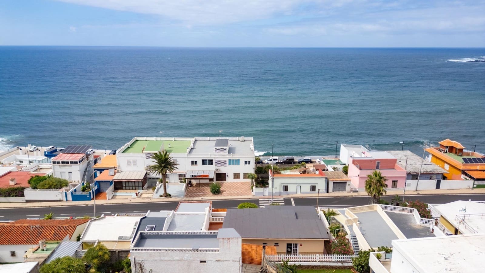 4 slaapkamer Villa te koop in San Cristobal de La Laguna met garage - € 564.000 (Ref: 9206476)