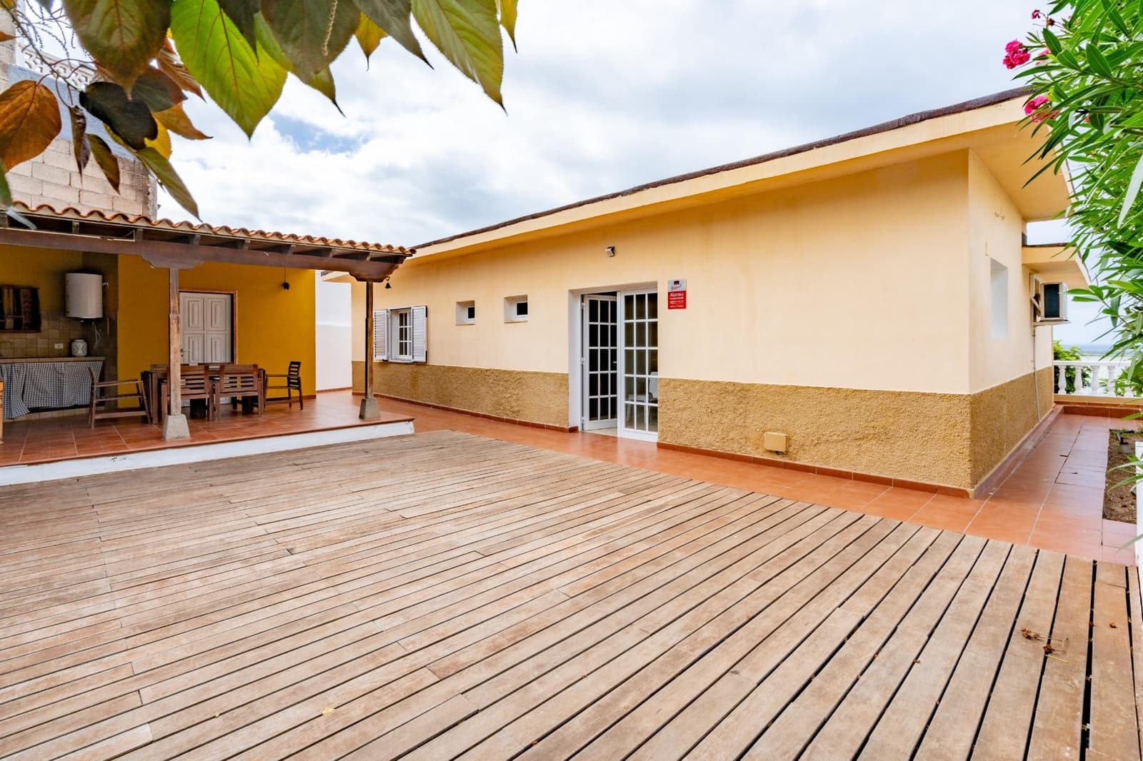 4 sypialnia Willa na sprzedaż w San Cristobal de La Laguna z garażem - 495 000 € (Ref: 9206476)