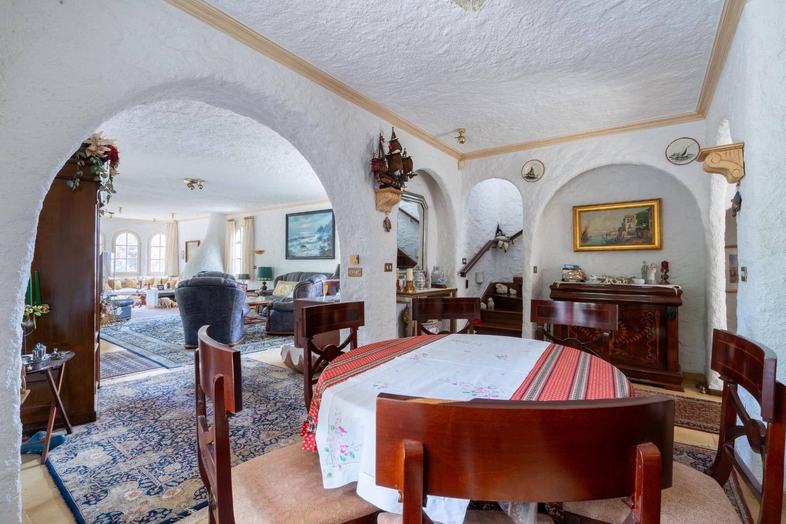 5 soveværelse Villa til salg i Puerto de la Cruz med garage - € 670.000 (Ref: 9228631)