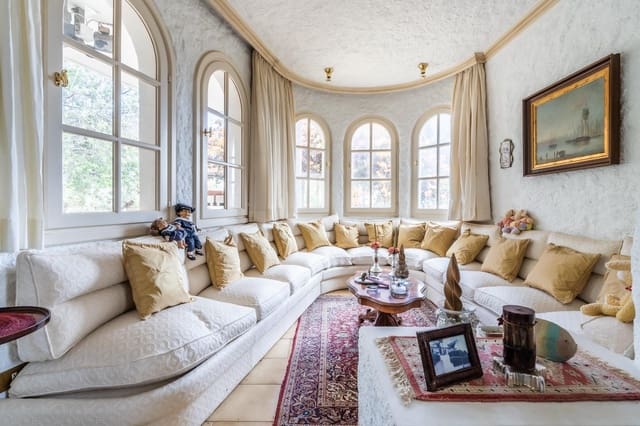 5 slaapkamer Villa te koop in Puerto de la Cruz met garage - € 670.000 (Ref: 9228631)