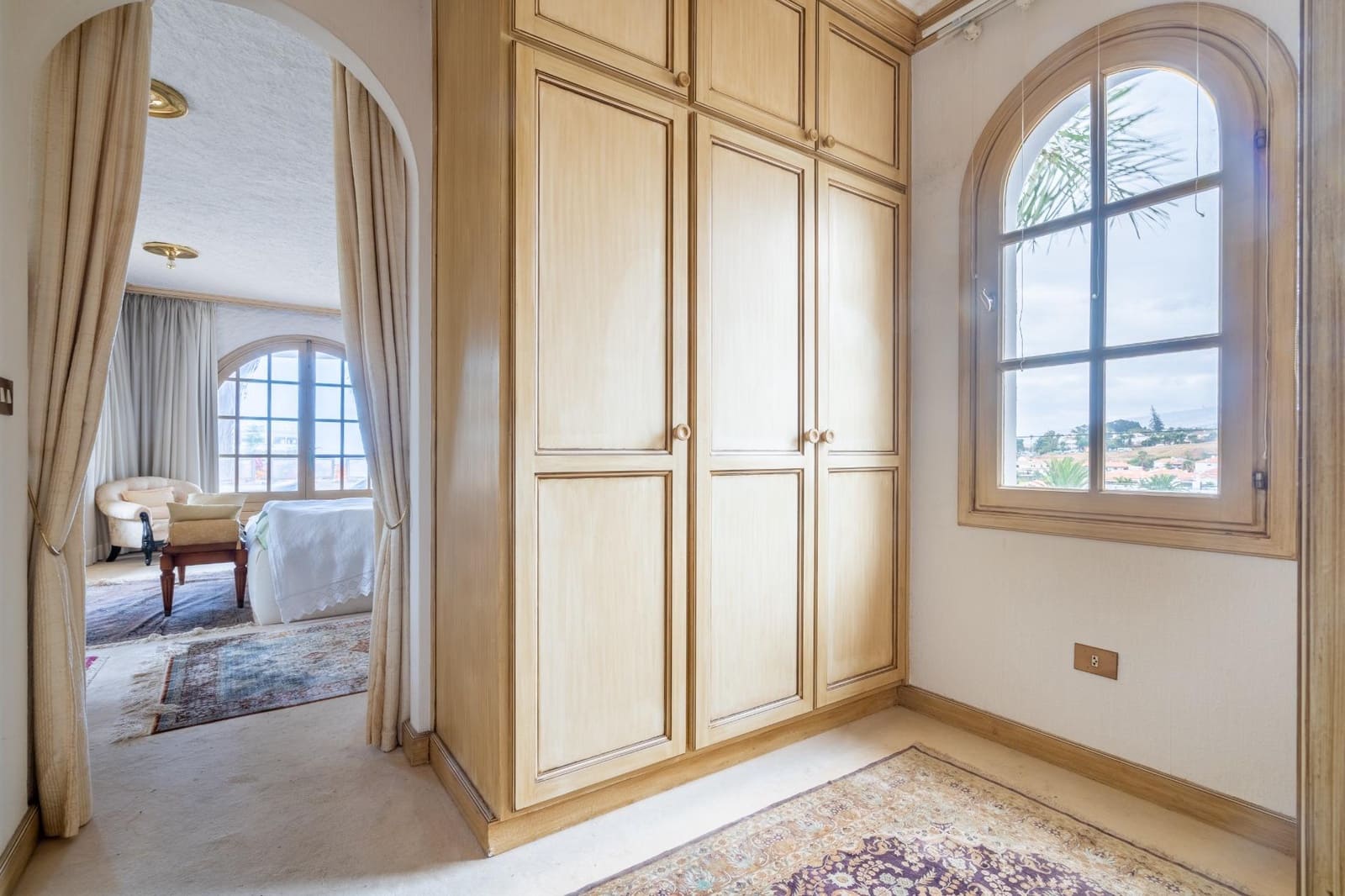 5 soveværelse Villa til salg i Puerto de la Cruz med garage - € 670.000 (Ref: 9228631)