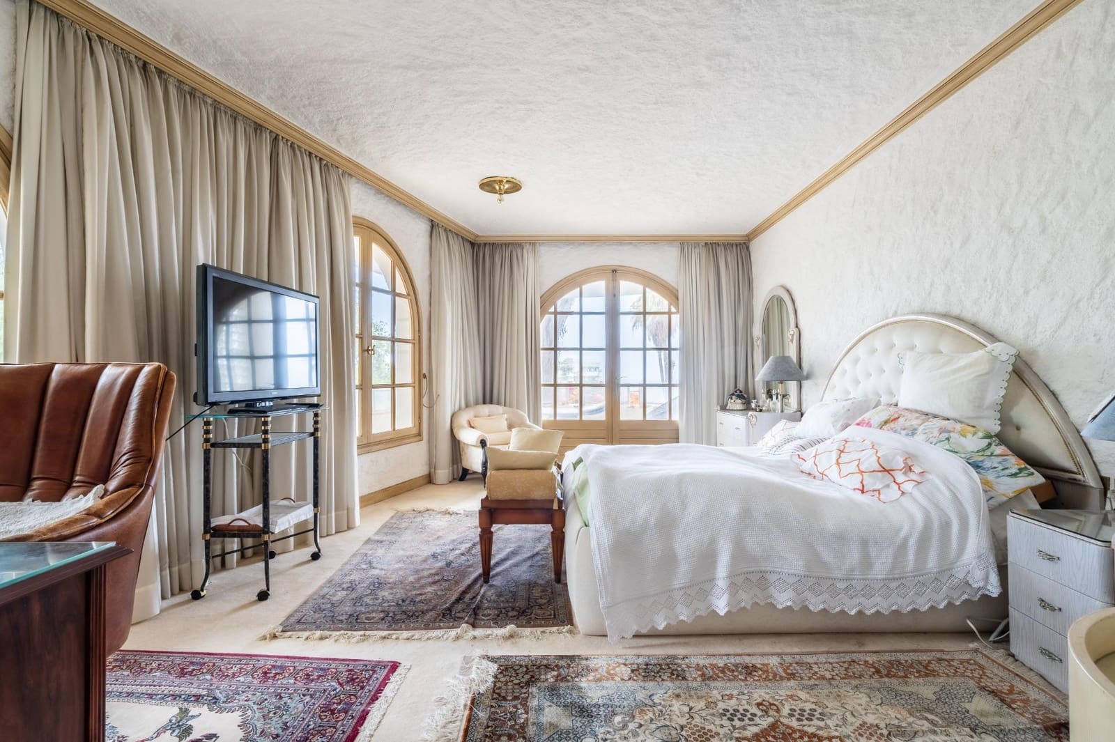 5 soveværelse Villa til salg i Puerto de la Cruz med garage - € 670.000 (Ref: 9228631)