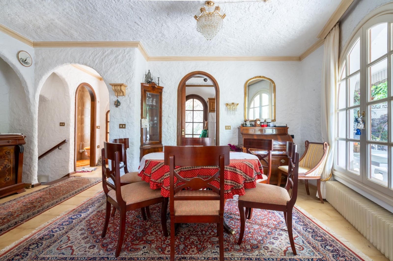 5 soveværelse Villa til salg i Puerto de la Cruz med garage - € 670.000 (Ref: 9228631)