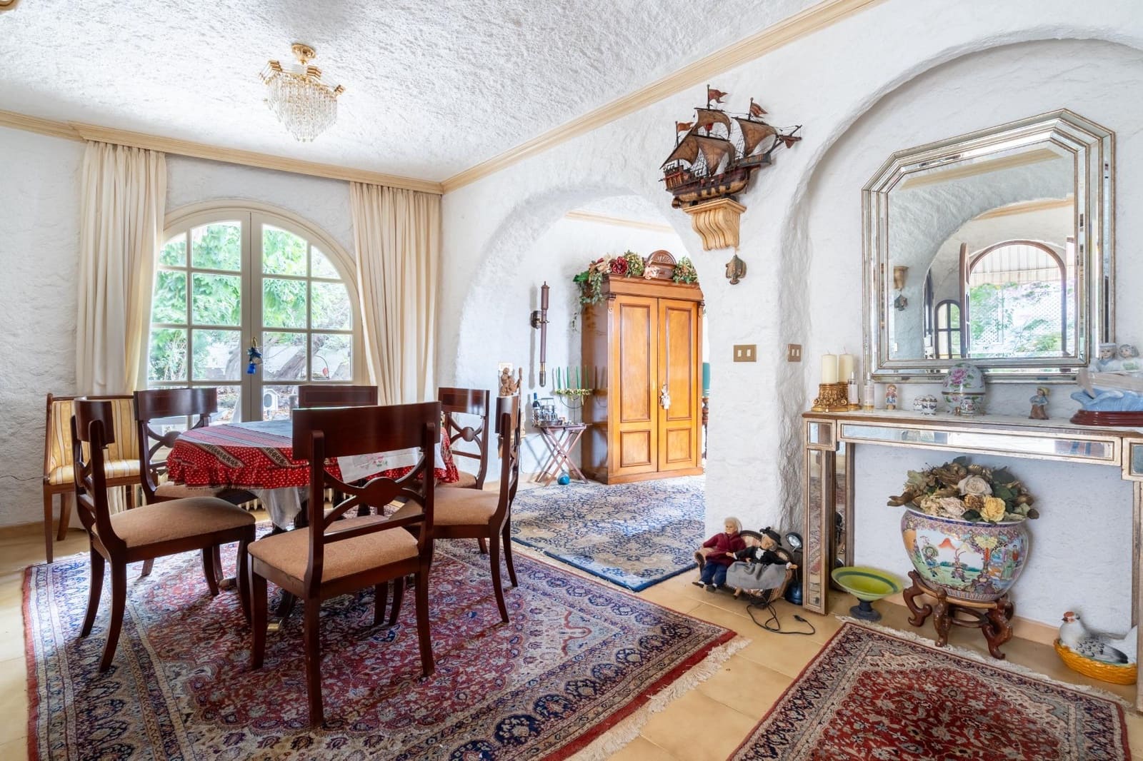 5 soveværelse Villa til salg i Puerto de la Cruz med garage - € 670.000 (Ref: 9228631)