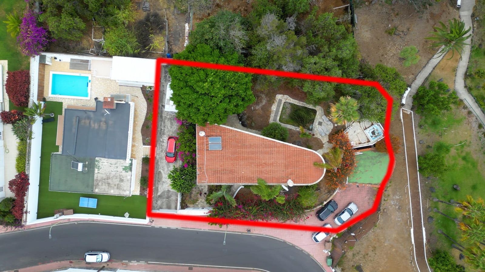 5 soveværelse Villa til salg i Puerto de la Cruz med garage - € 670.000 (Ref: 9228631)