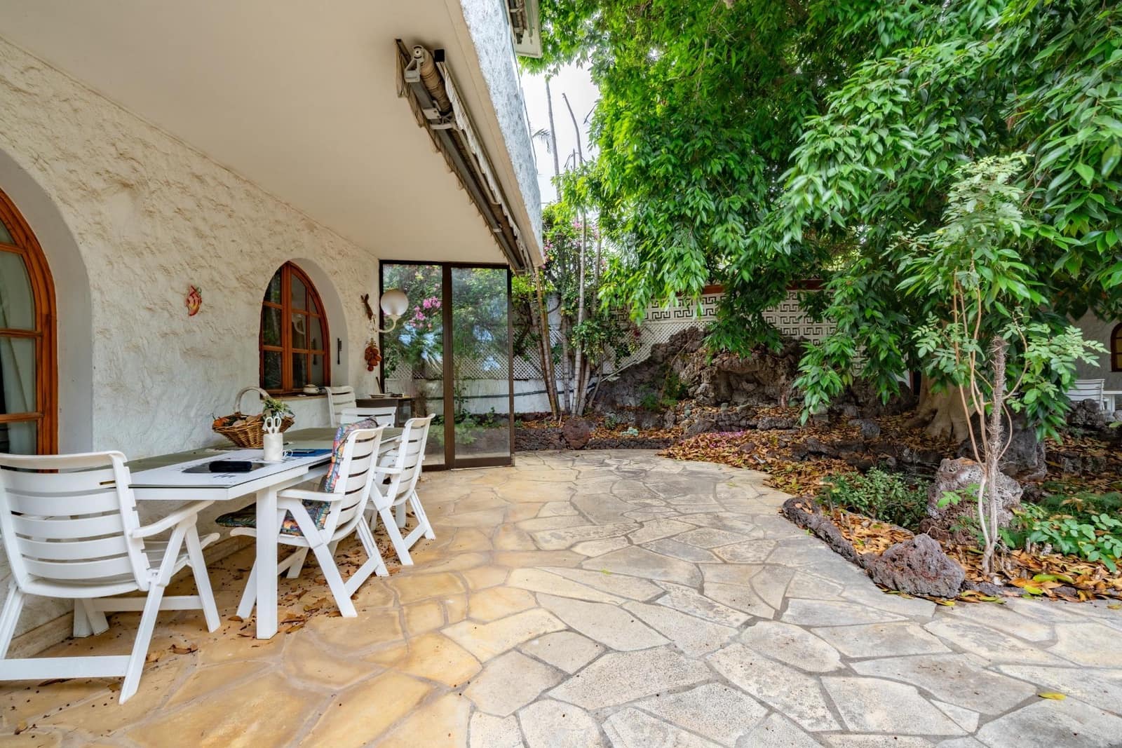 5 soveværelse Villa til salg i Puerto de la Cruz med garage - € 670.000 (Ref: 9228631)