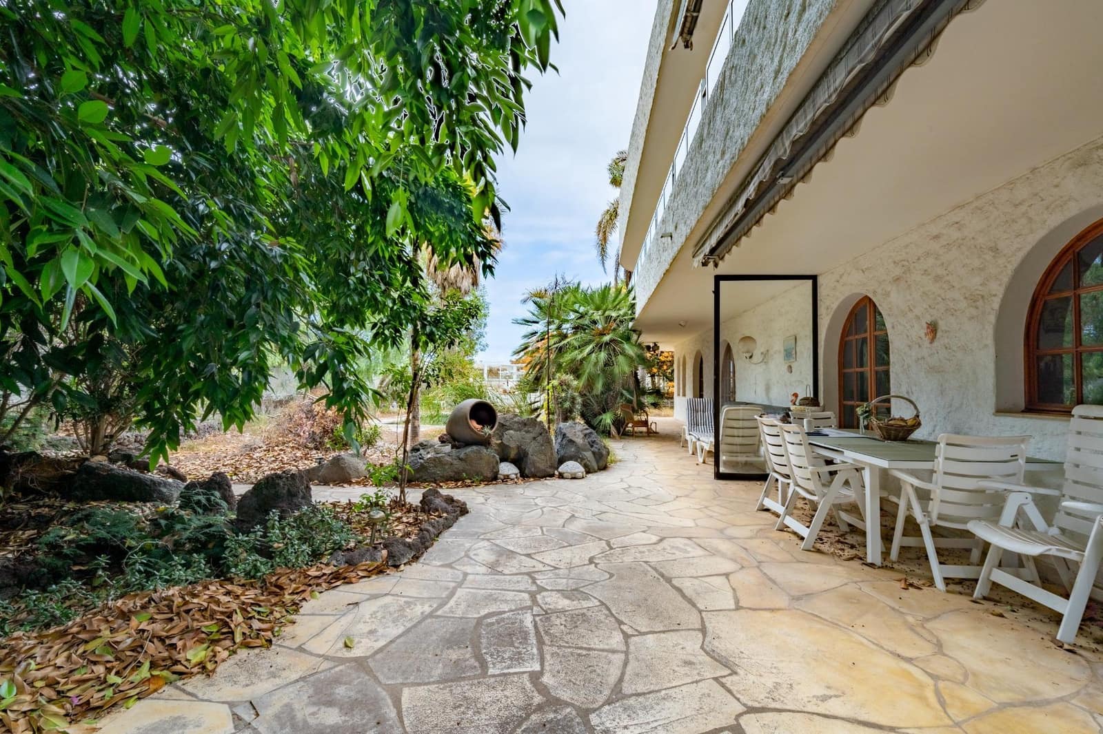 5 soveværelse Villa til salg i Puerto de la Cruz med garage - € 670.000 (Ref: 9228631)