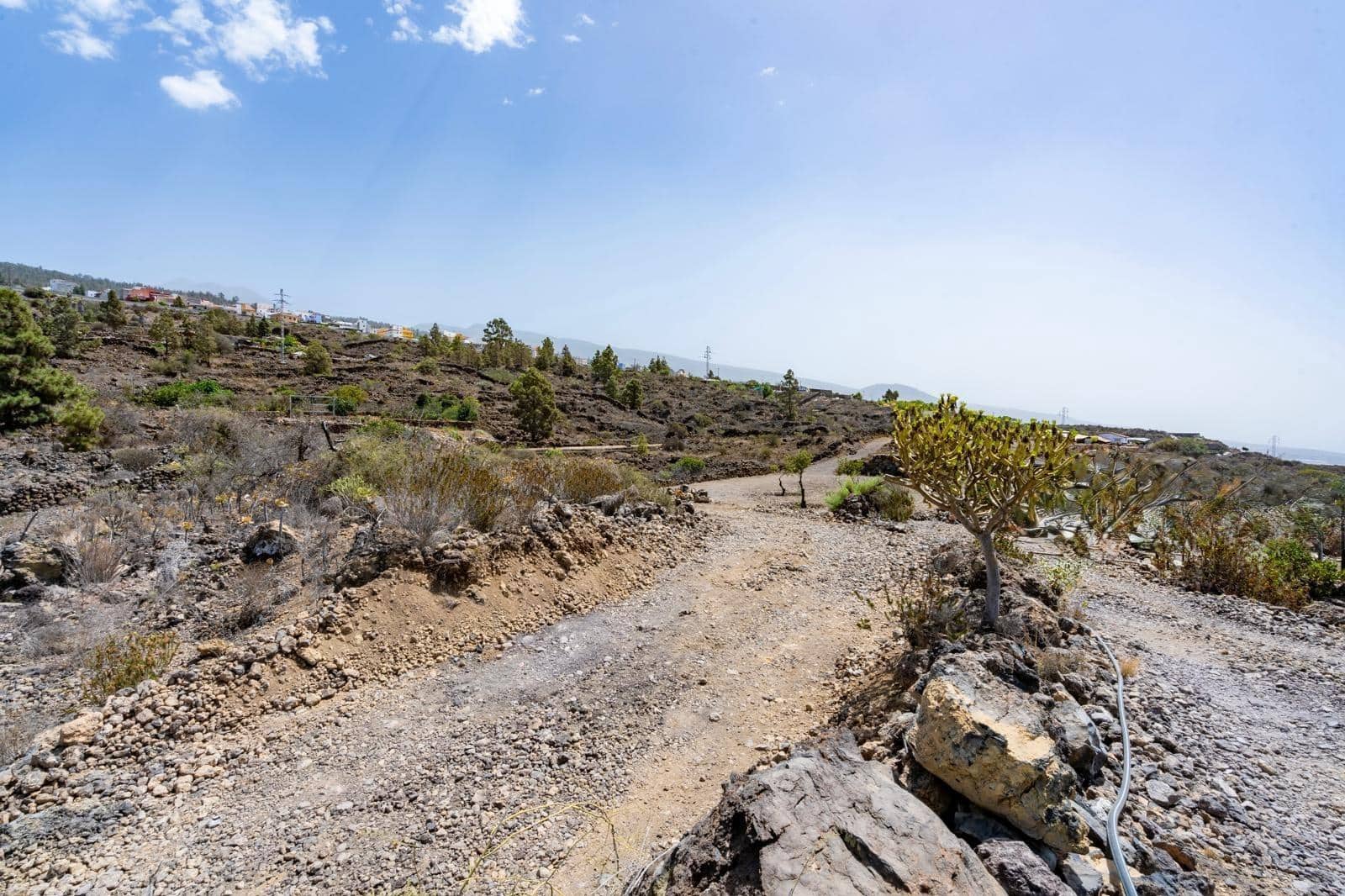 Mark till salu i Guia de Isora - 85 000 € (Ref: 9243028)