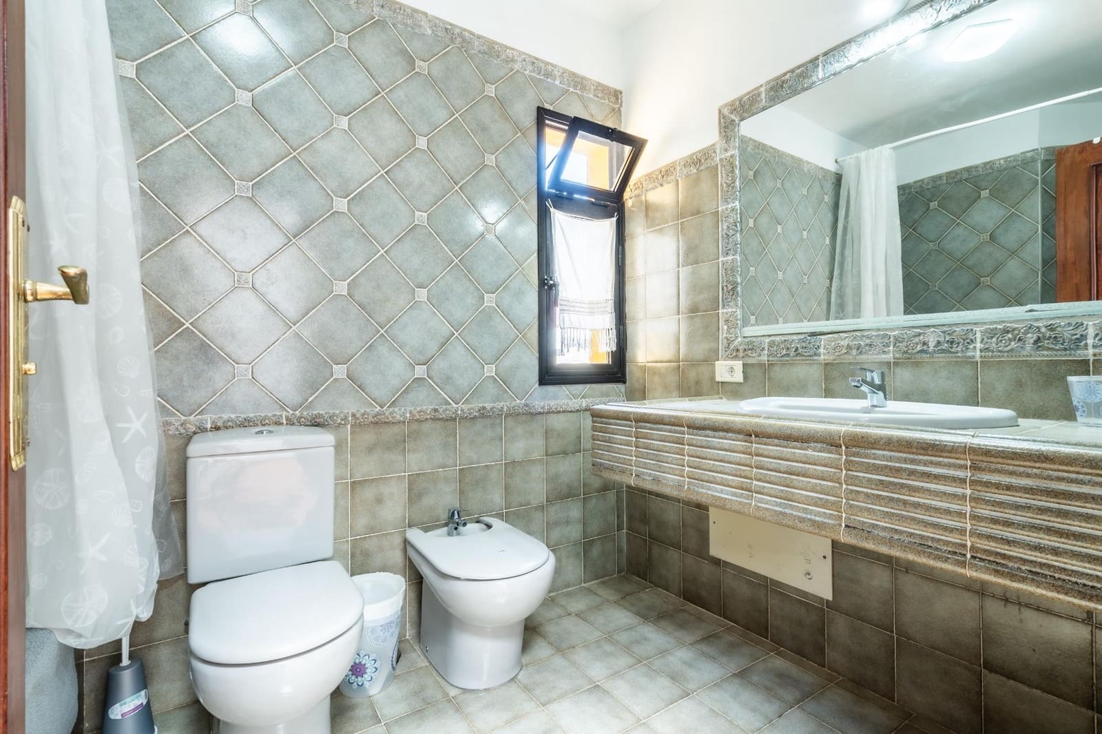 6 soveværelse Villa til salg i Candelaria med garage - € 749.000 (Ref: 9252069)