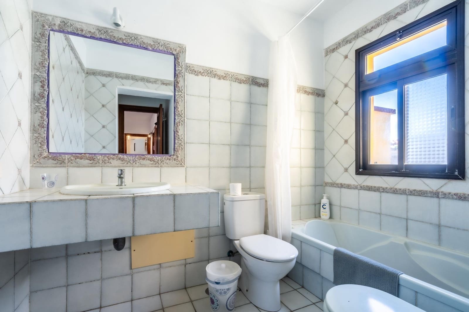 6 slaapkamer Villa te koop in Candelaria met garage - € 749.000 (Ref: 9252069)