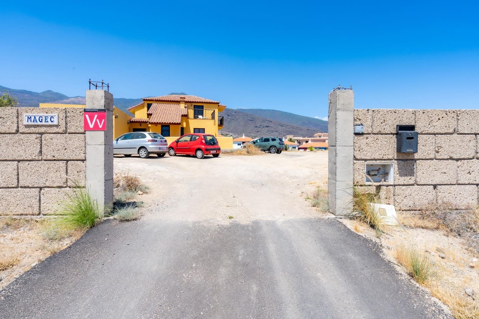 6 slaapkamer Villa te koop in Candelaria met garage - € 749.000 (Ref: 9252069)