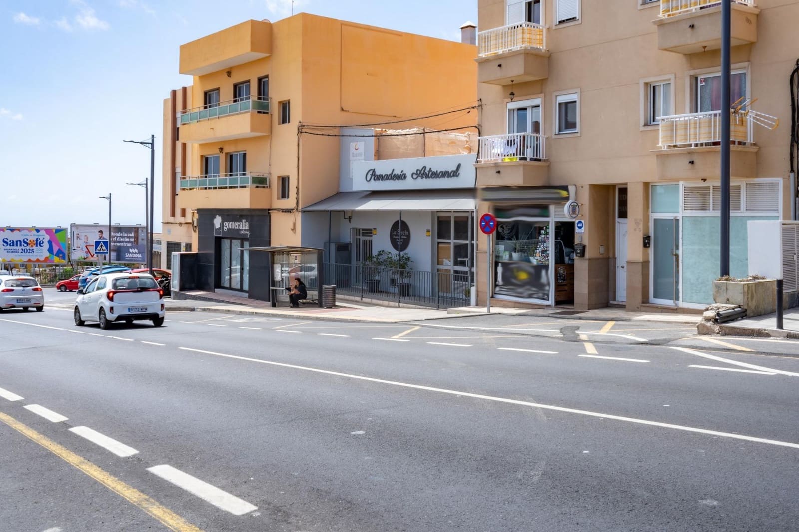Commercial for sale in San Isidro de Abona - € 108,000 (Ref: 9255347)