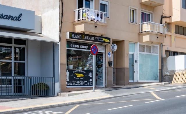 Erhverv til salg i San Isidro de Abona, Granadilla de Abona - € 108.000 (Ref: 9255347)