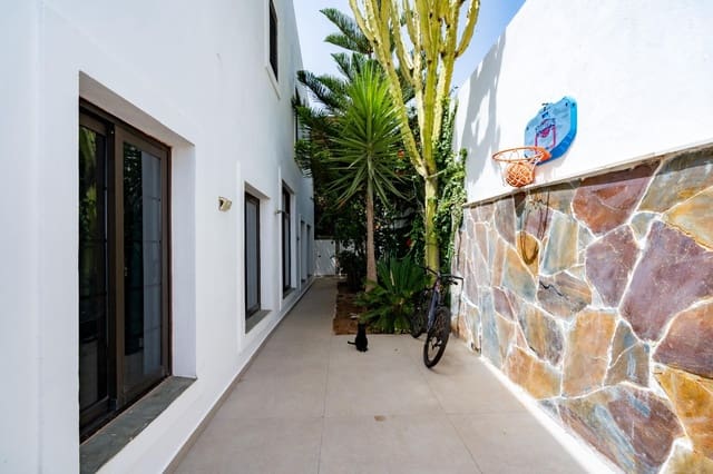 4 slaapkamer Appartement te koop in San Cristóbal de La Laguna - € 590.000 (Ref: 9330699)