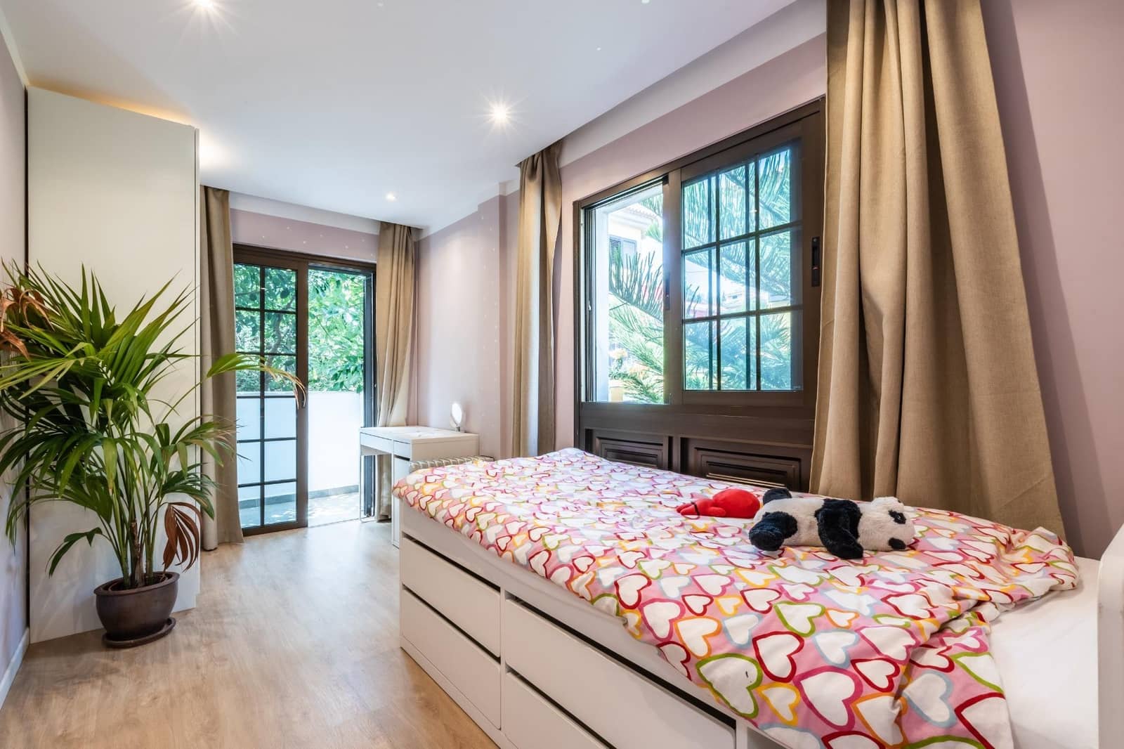 4 bedroom Apartment for sale in San Cristobal de La Laguna with garage - € 550,000 (Ref: 9330699)