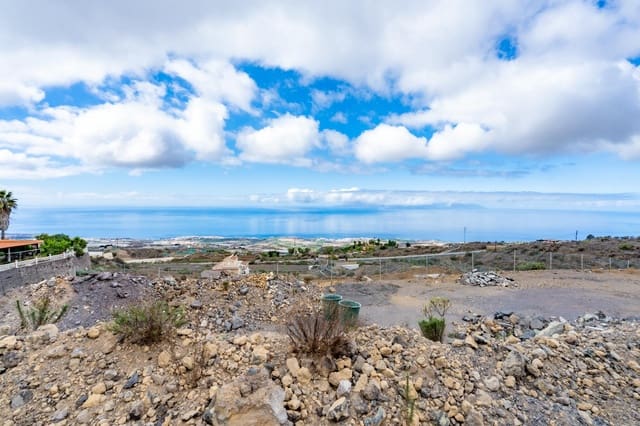 Terreno Non Edificato in vendita in Guía de Isora - 450.000 € (Rif: 9344850)