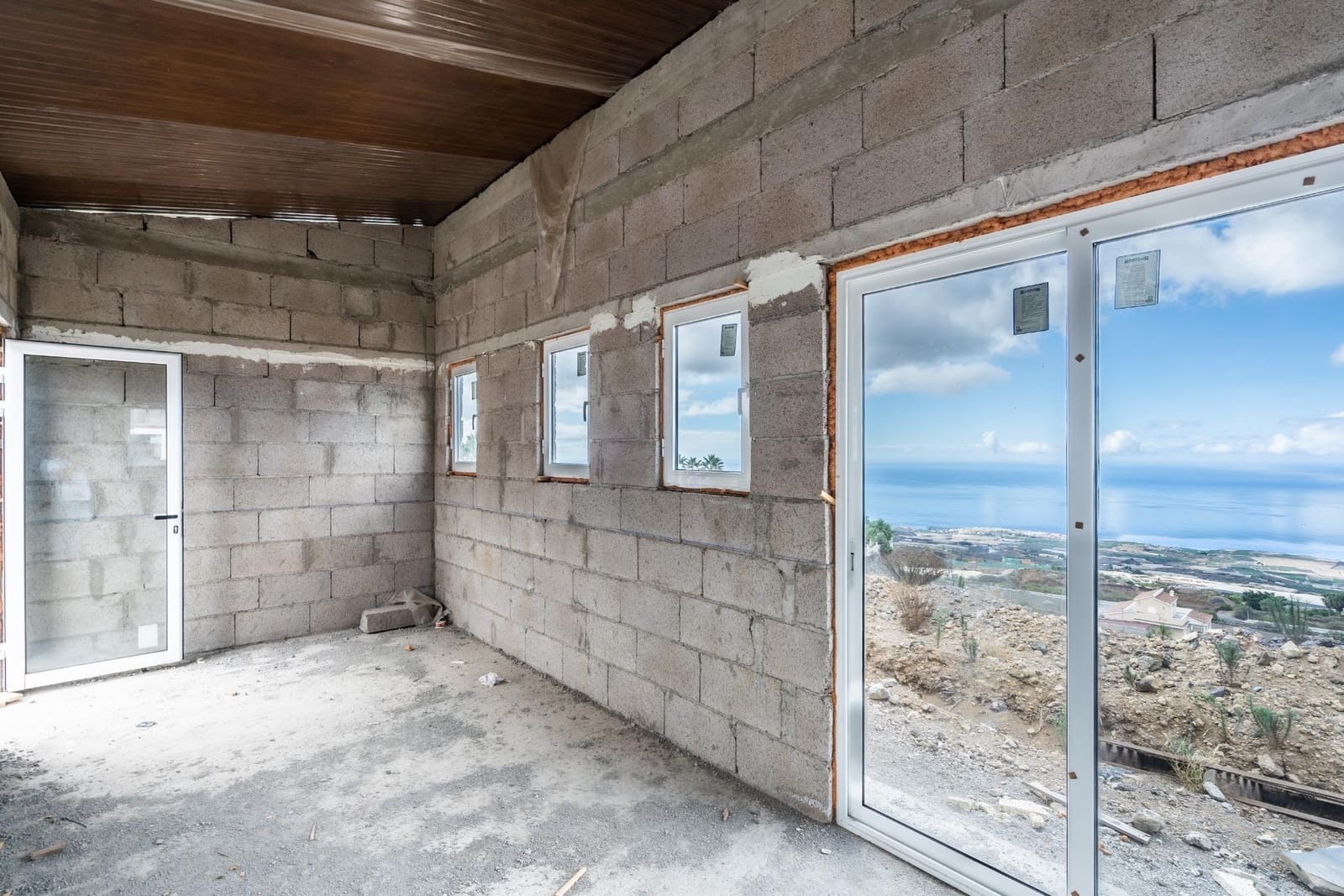 Grunde uden byggetilladelser til salg i Guia de Isora - € 349.000 (Ref: 9344850)