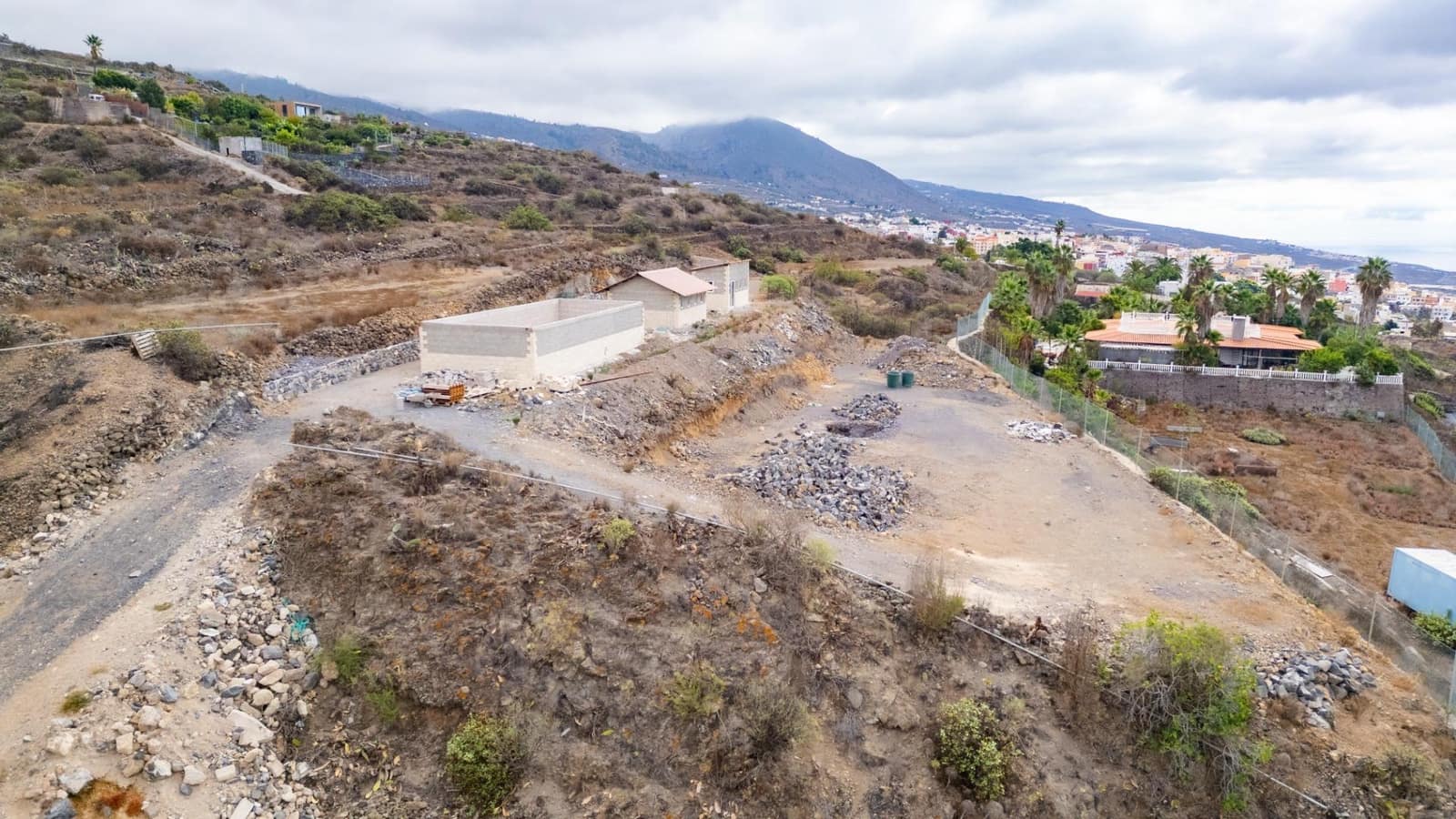 Grunde uden byggetilladelser til salg i Guia de Isora - € 349.000 (Ref: 9344850)