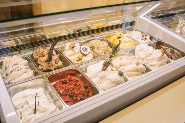 Commerciale in vendita in Costa Adeje, Adeje - 499.000 € (Rif: 9347412)