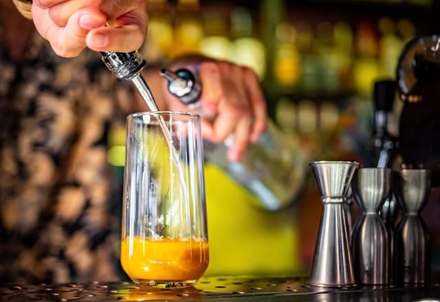 Komercyjne do wynajęcia w Costa Adeje, Adeje - 3 000 € (Ref: 9349640)