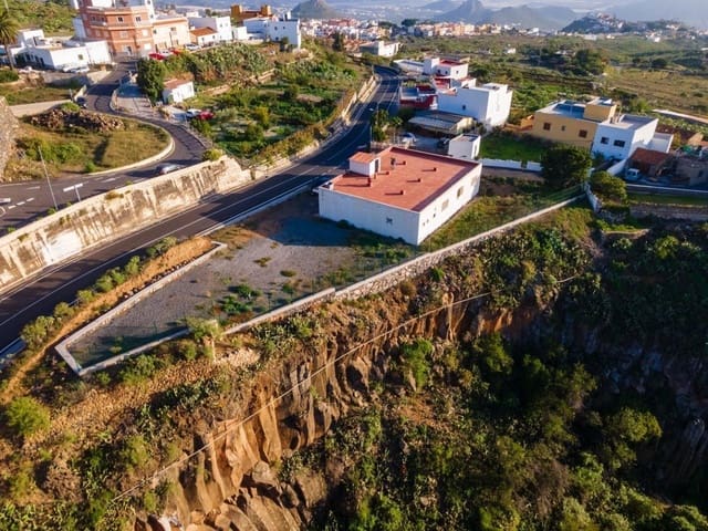 Local Comercial en Arona en alquiler - 2.400 € (Ref: 9353676)