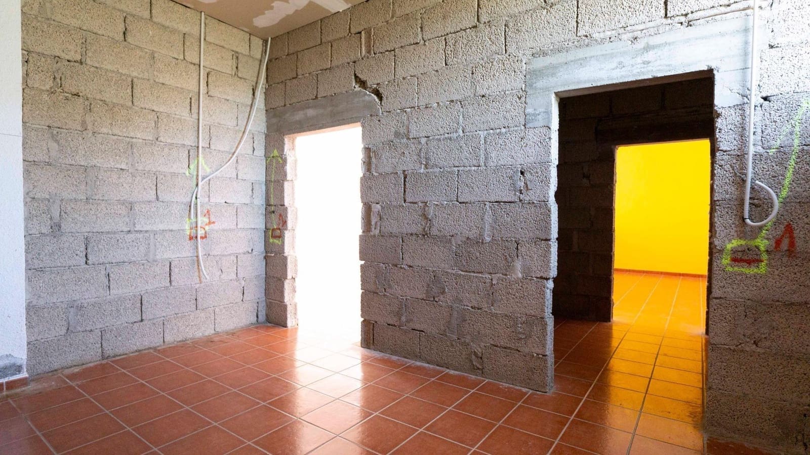 Local Comercial en Arona en alquiler - 2.400 € (Ref: 9353676)