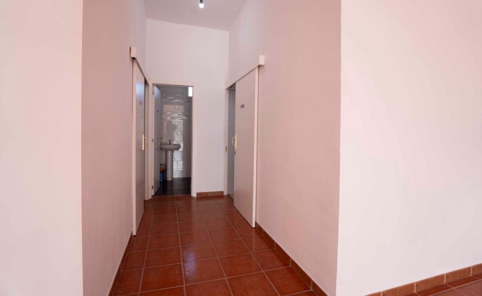 Local Comercial en Arona en alquiler - 2.400 € (Ref: 9353676)