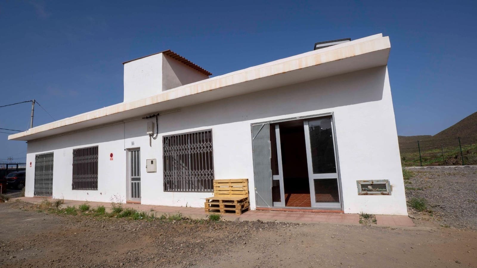 Local Comercial en Arona en alquiler - 2.400 € (Ref: 9353676)