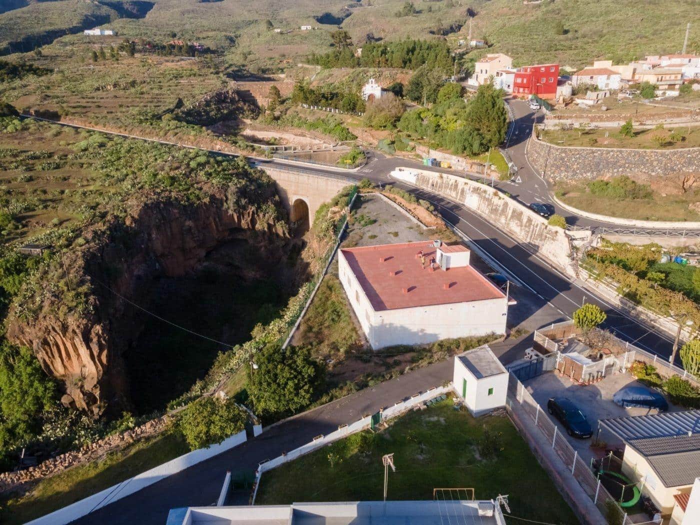 Local Comercial en Arona en alquiler - 2.400 € (Ref: 9353676)