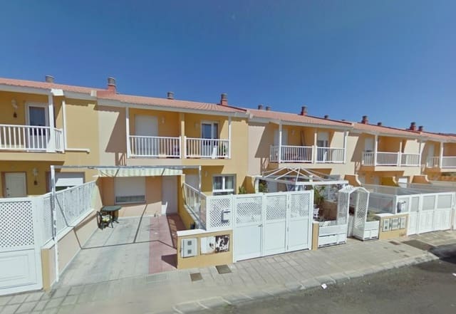 Adosado de 3 habitaciones en El Matorral, Puerto del Rosario en venta con garaje - 208.000 € (Ref: 9355919)