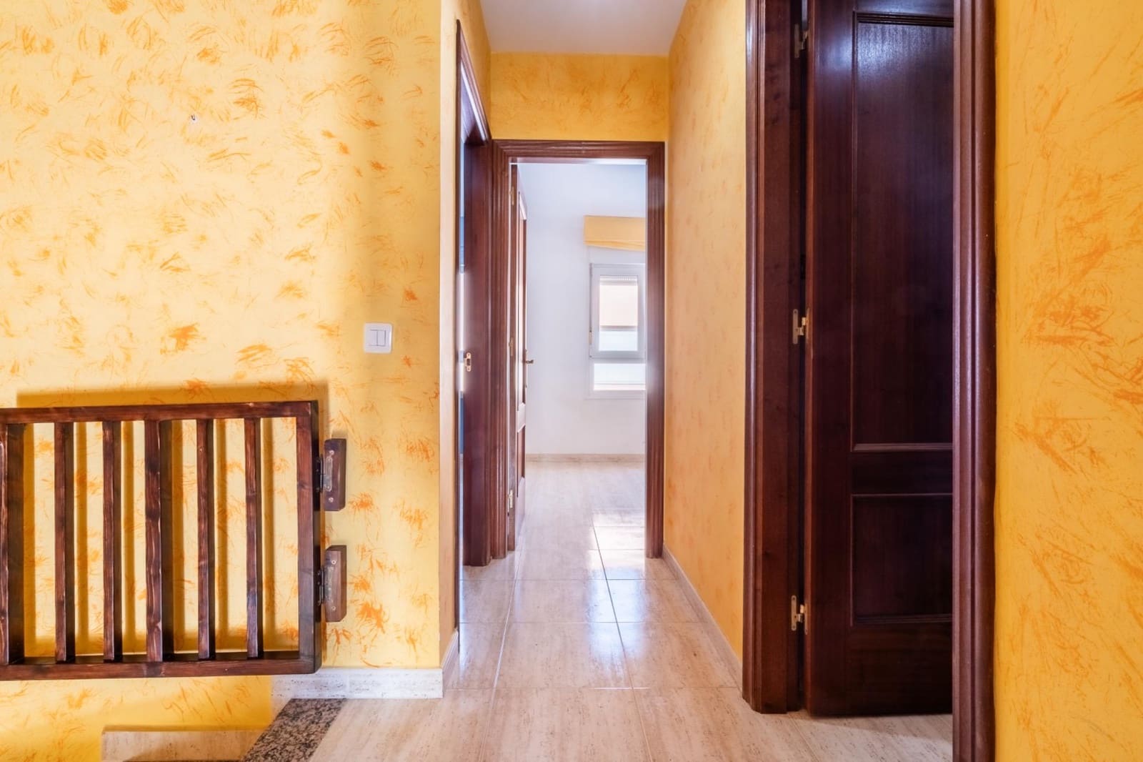 3 makuuhuone Rivitalo myytävänä paikassa El Matorral mukana 
autotalli - 208 000 € (Ref: 9355919)