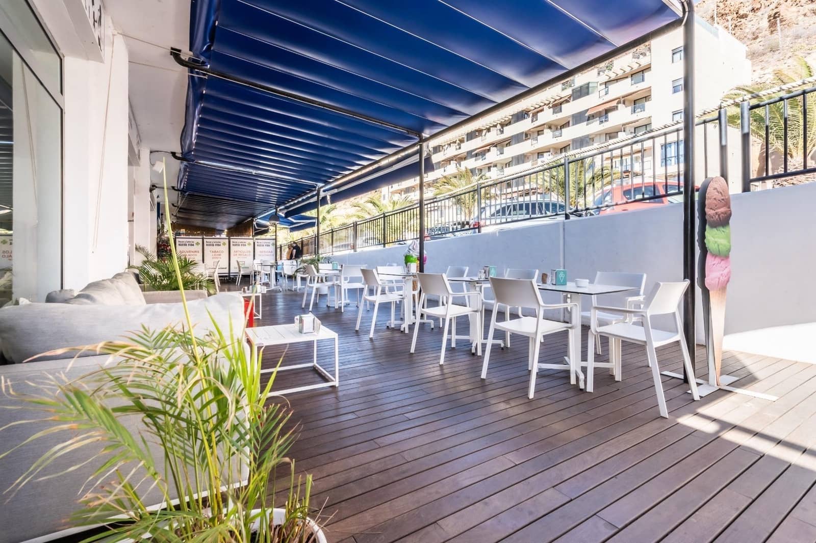 Kommersiell till salu i Palm-Mar med garage - 69 000 € (Ref: 9355920)