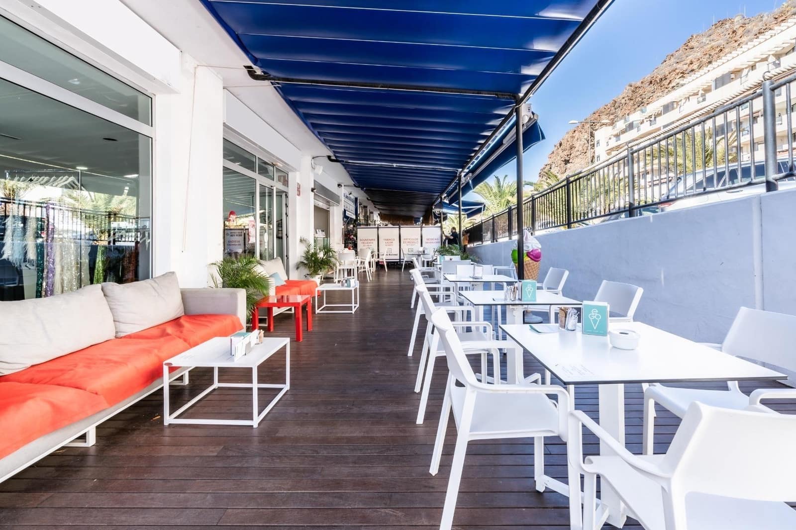 Kommersiell till salu i Palm-Mar med garage - 69 000 € (Ref: 9355920)