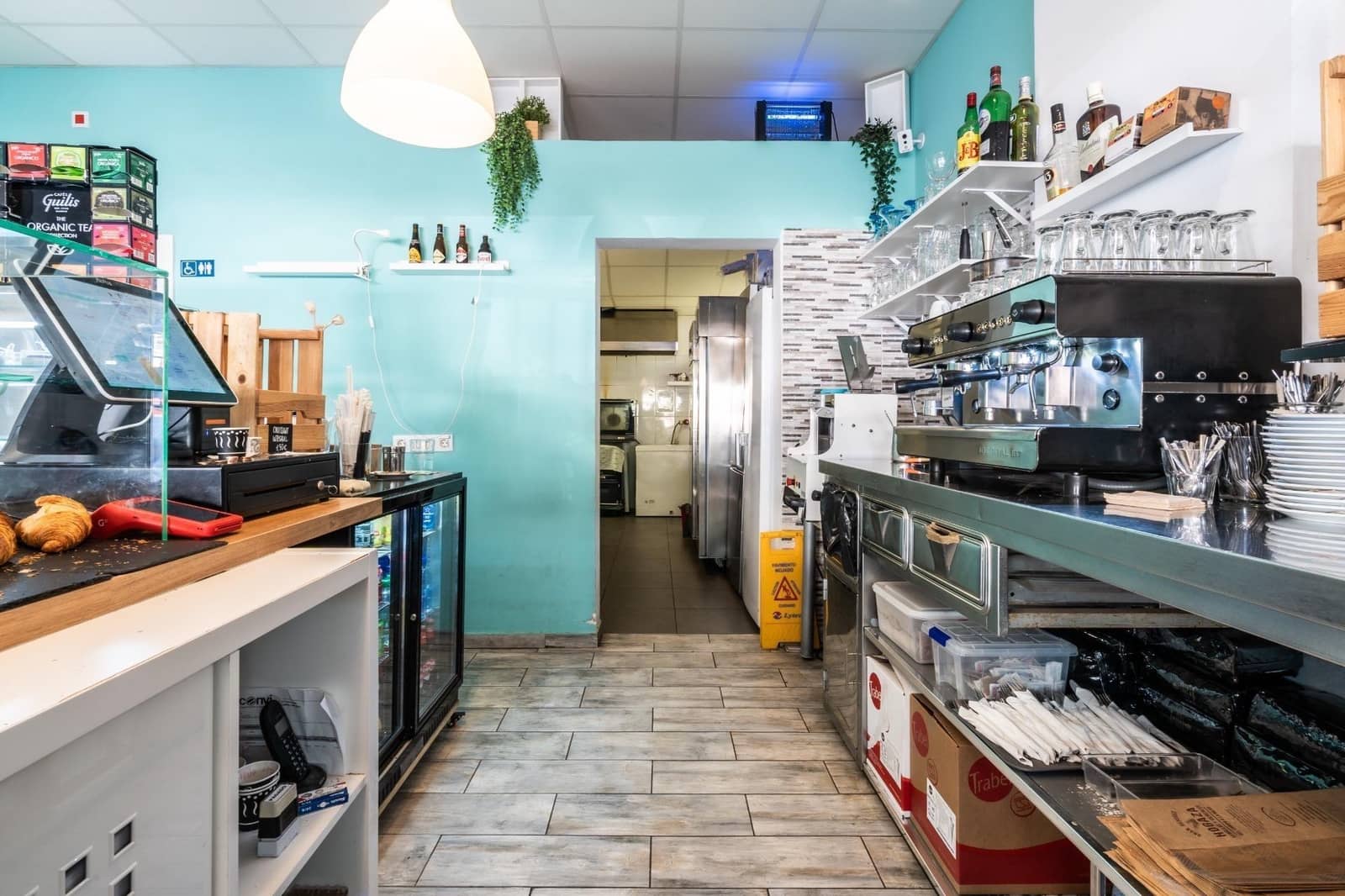 Kommersiell till salu i Palm-Mar med garage - 69 000 € (Ref: 9355920)