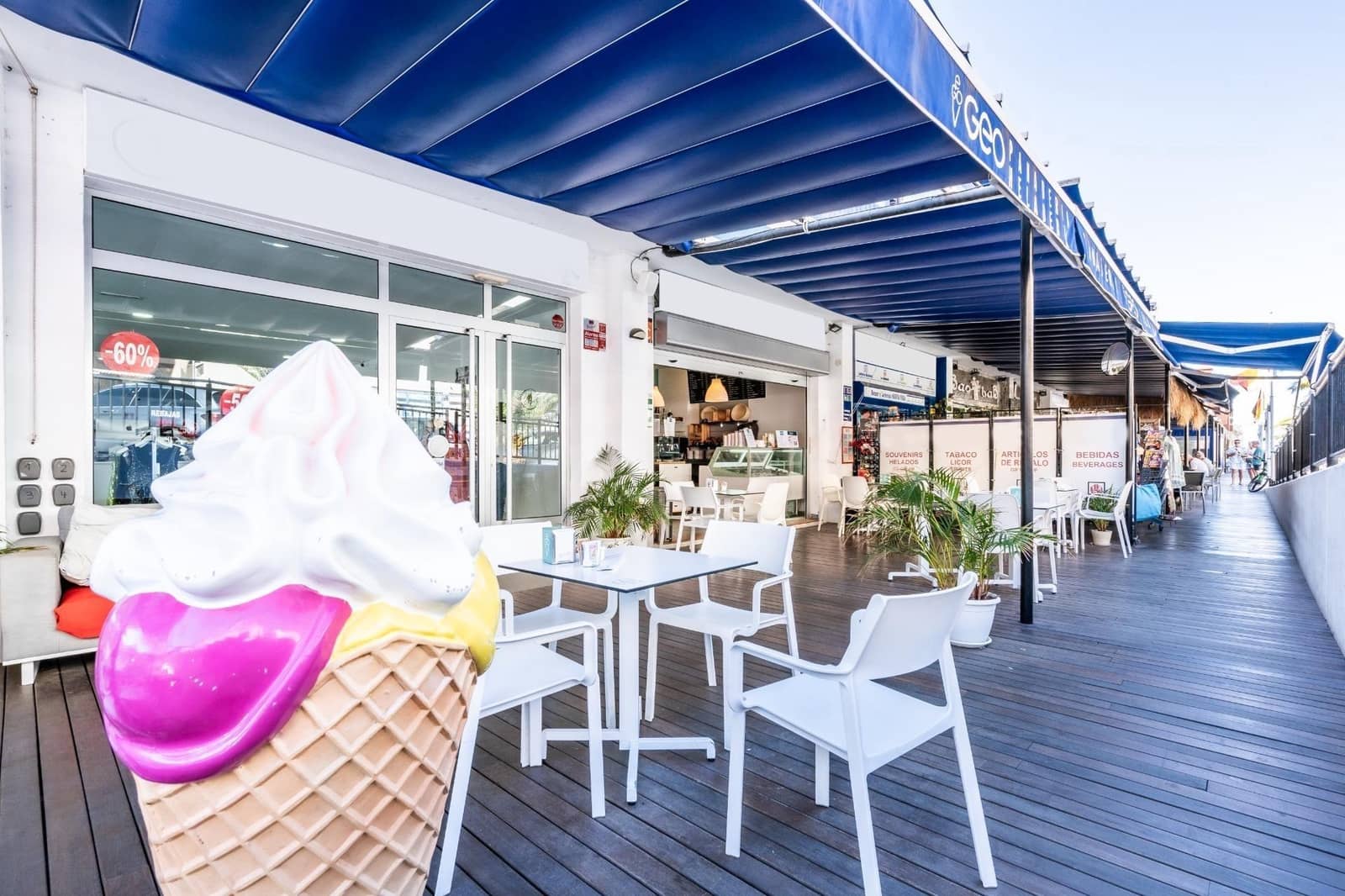 Commercial for sale in Palm-Mar with garage - € 59,000 (Ref: 9355920)