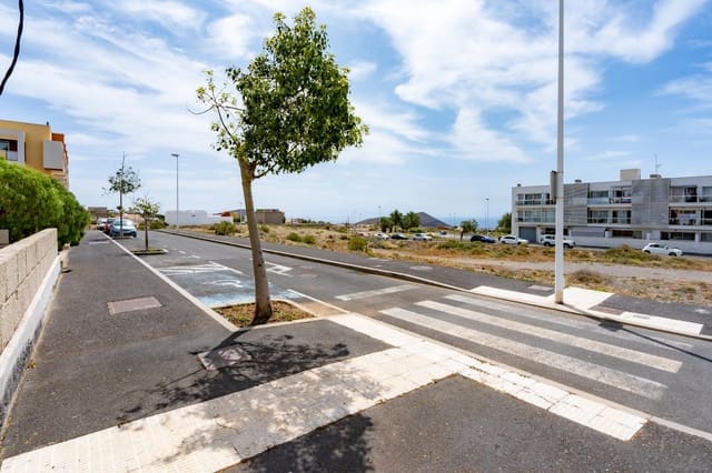 Terrain à Bâtir à vendre à San Isidro de Abona, Granadilla de Abona - 75 000 € (Ref: 9375396)