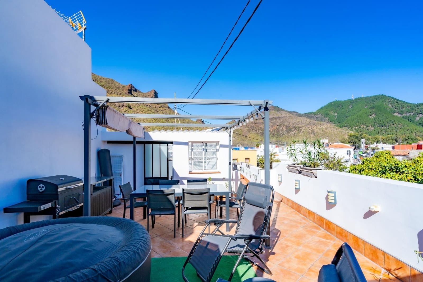 5 soveværelse Byhus til salg i Santiago del Teide - € 395.000 (Ref: 9385689)